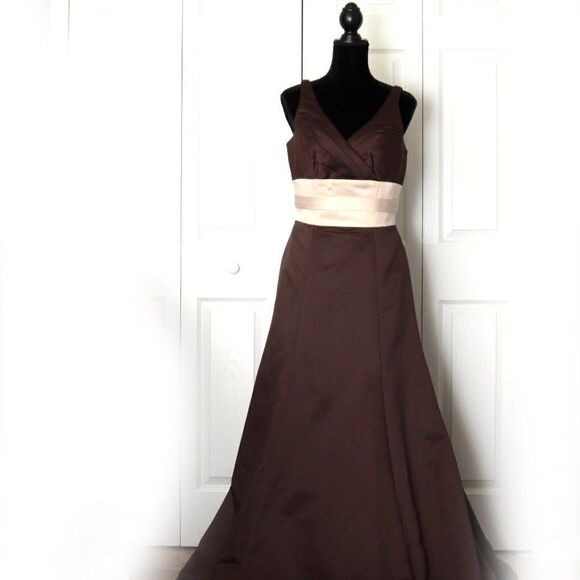NWT‎ Saison Blanche Brown Satin Bridesmaid/Prom Maxi Dress with Ivory Sash Sz 12 - Picture 7 of 16